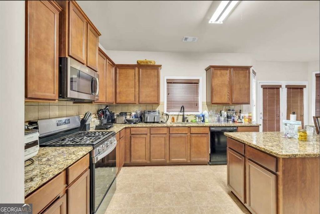 7736 Old Thyme Road, Union City, GA 30291 — photo 2