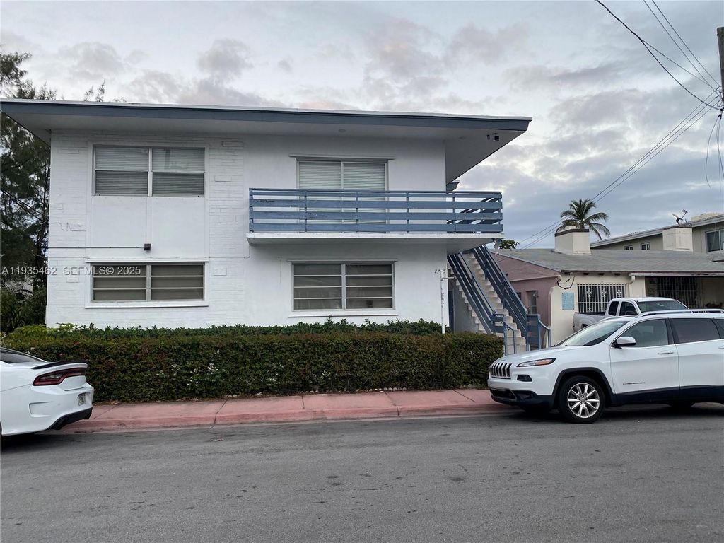 7725 Carlyle Ave 2, Miami Beach, FL 33141