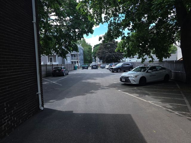 70 Mudge St 19, Lynn, MA 01902