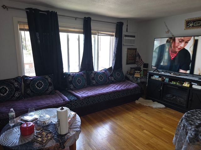 70 Mudge St 19, Lynn, MA 01902