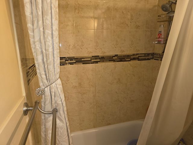 70 Mudge St 19, Lynn, MA 01902