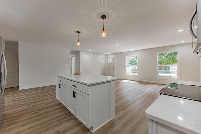 317 Kennedy Drive, Mount Vernon, IN 47620