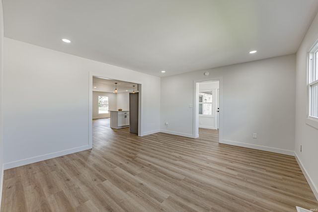 317 Kennedy Drive, Mount Vernon, IN 47620