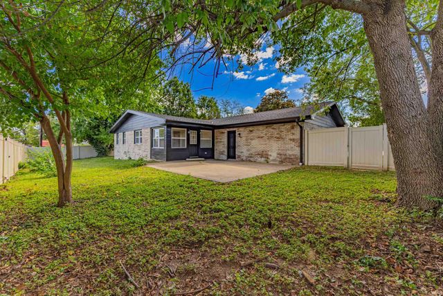 317 Kennedy Drive, Mount Vernon, IN 47620