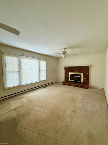 542 Wr Gillespie Road, Dobson, NC 27017