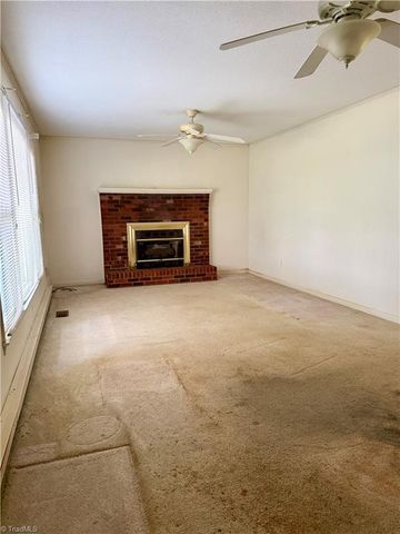 542 Wr Gillespie Road, Dobson, NC 27017