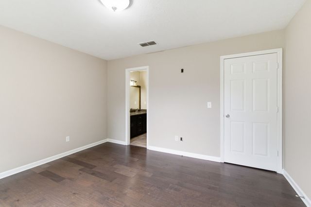 108 Pioneer Ln, La Vergne, TN 37086