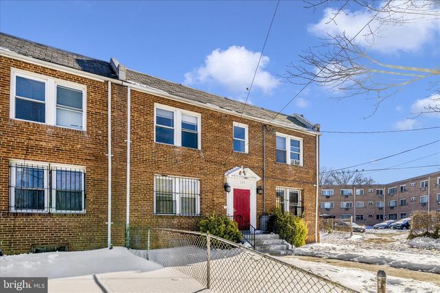 324 34TH ST SE, Washington, DC 20019