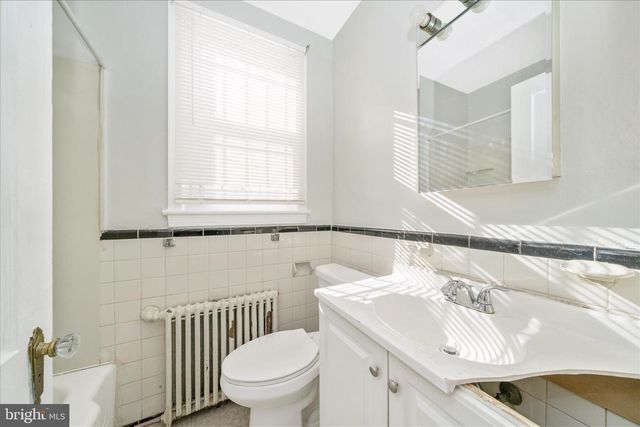 324 34TH ST SE, Washington, DC 20019