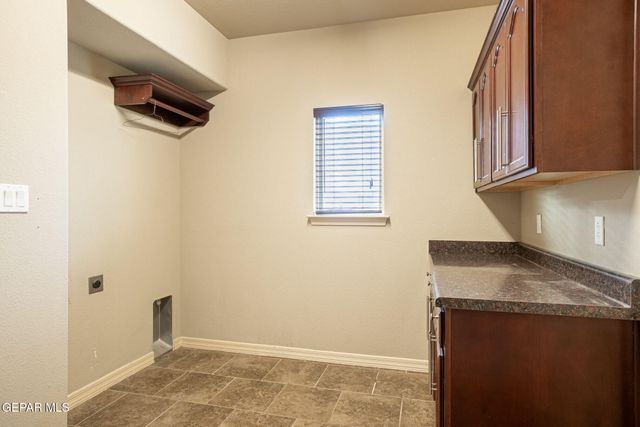 14501 Meadow Lawn Avenue, El Paso, TX 79938