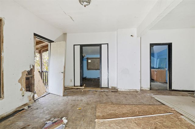 877 Oakland Avenue, Grand Rapids, MI 49503