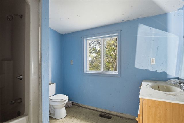 877 Oakland Avenue, Grand Rapids, MI 49503