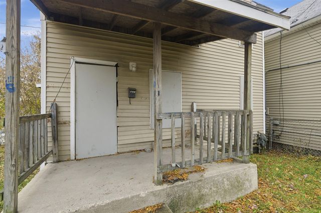 877 Oakland Avenue, Grand Rapids, MI 49503