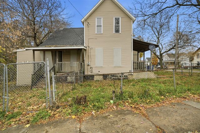 877 Oakland Avenue, Grand Rapids, MI 49503