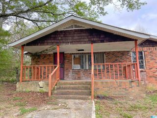 2298 HILLVIEW ROAD, Bessemer, AL 35022