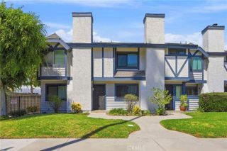 19231 Sherman 1, Reseda, CA 91335