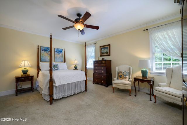 135 Staffordshire Drive, New Bern, NC 28562