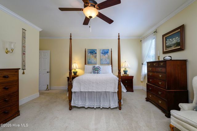 135 Staffordshire Drive, New Bern, NC 28562