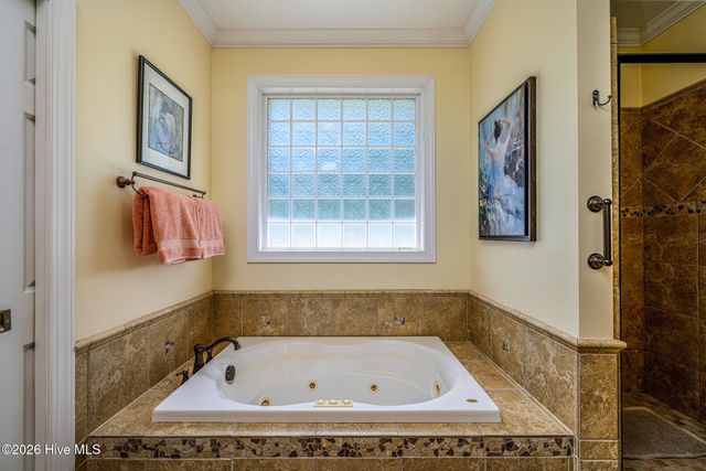 135 Staffordshire Drive, New Bern, NC 28562