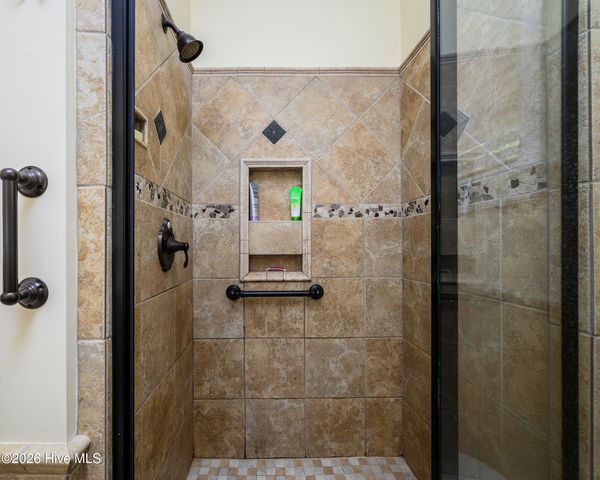 135 Staffordshire Drive, New Bern, NC 28562