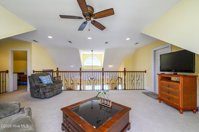 135 Staffordshire Drive, New Bern, NC 28562