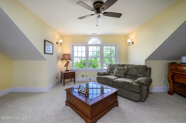 135 Staffordshire Drive, New Bern, NC 28562