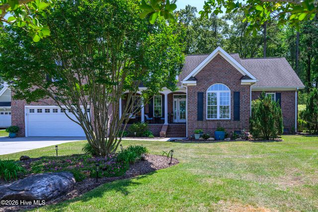 135 Staffordshire Drive, New Bern, NC 28562