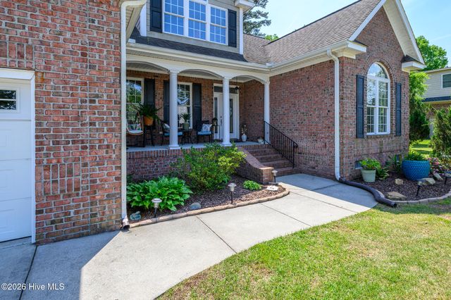 135 Staffordshire Drive, New Bern, NC 28562