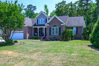 135 Staffordshire Drive, New Bern, NC 28562