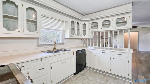 1014 9th Street NW, Arab, AL 35016