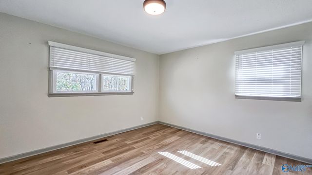 1014 9th Street NW, Arab, AL 35016