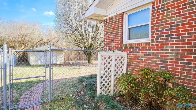 1014 9th Street NW, Arab, AL 35016