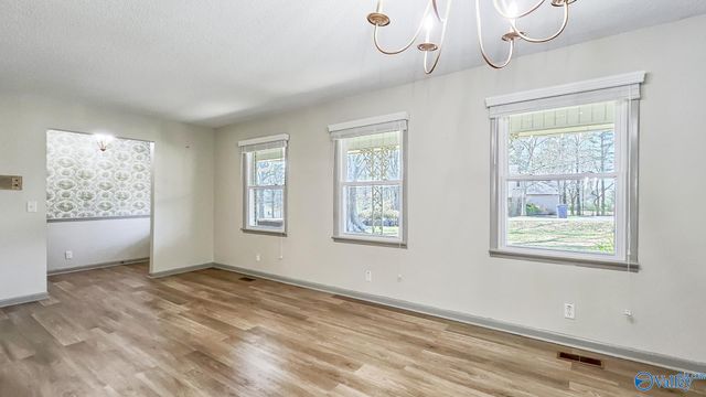 1014 9th Street NW, Arab, AL 35016