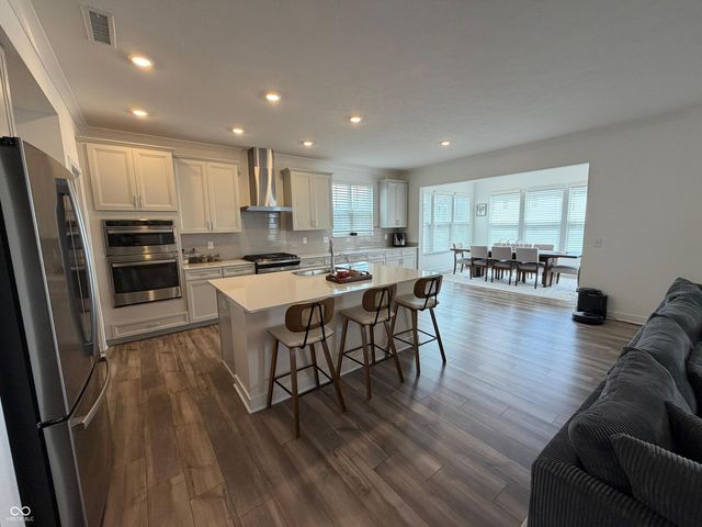 1047 Kendrick Street, Greenwood, IN 46143