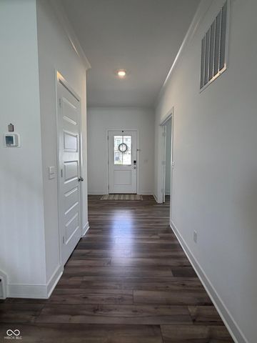 1047 Kendrick Street, Greenwood, IN 46143