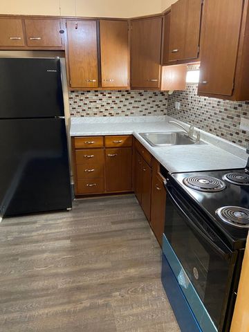 8541 Lotus Avenue 711, Skokie, IL 60077