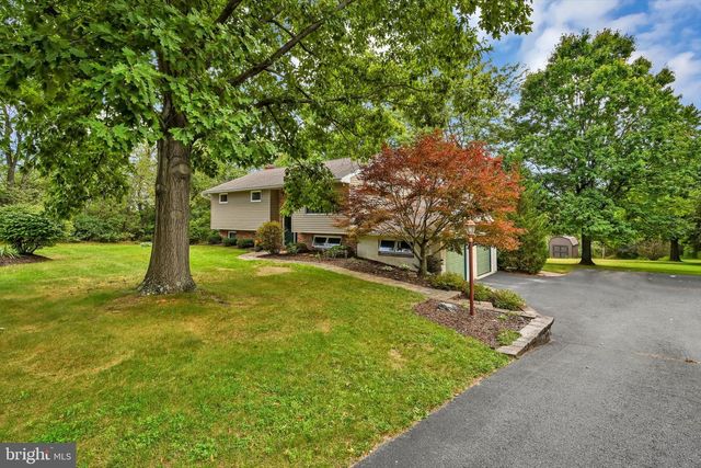 79 HILL RD, Bernville, PA 19506