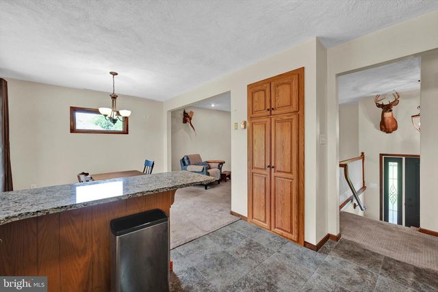 79 HILL RD, Bernville, PA 19506
