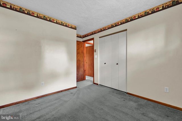 79 HILL RD, Bernville, PA 19506