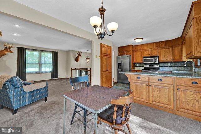 79 HILL RD, Bernville, PA 19506