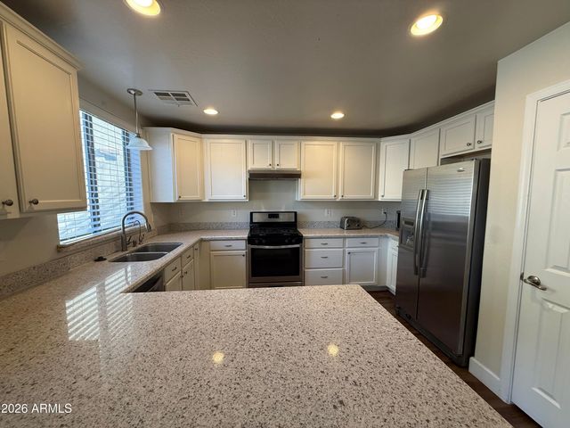 2408 W SKINNER Drive, Phoenix, AZ 85085