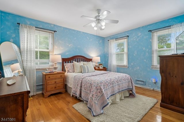 4 Elkin Dr, Livingston Twp., NJ 07039