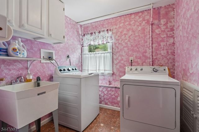 4 Elkin Dr, Livingston Twp., NJ 07039
