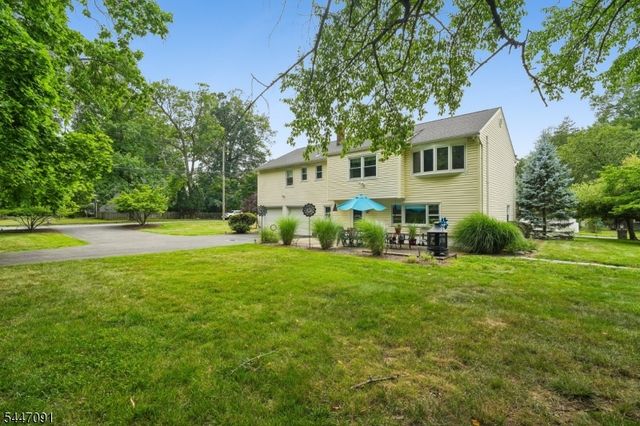 4 Elkin Dr, Livingston Twp., NJ 07039