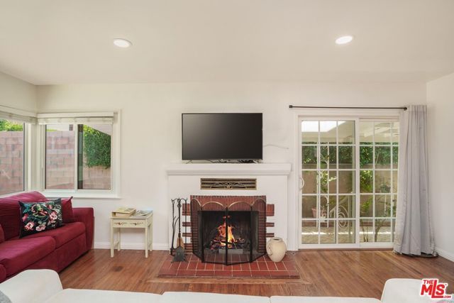 7128 Mammoth Avenue, Van Nuys (los Angeles), CA 91405