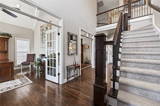 4915 S Inglewood Road, Rogers, AR 72758