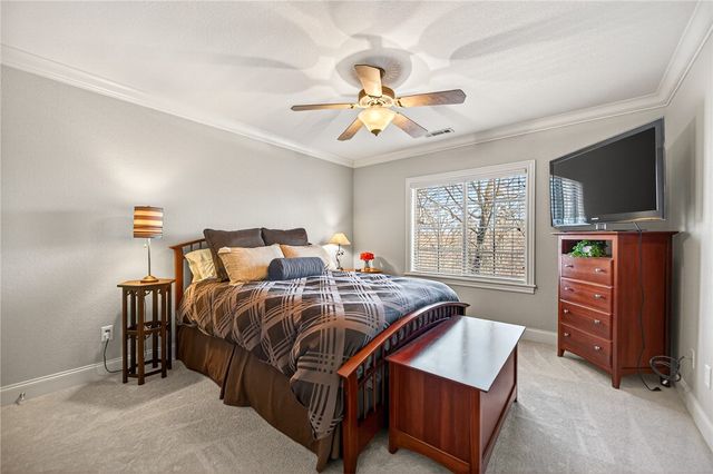 4915 S Inglewood Road, Rogers, AR 72758