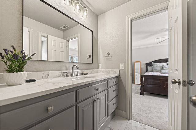 4915 S Inglewood Road, Rogers, AR 72758