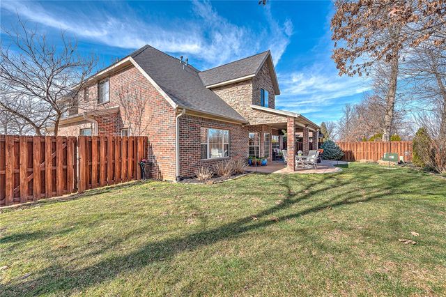 4915 S Inglewood Road, Rogers, AR 72758