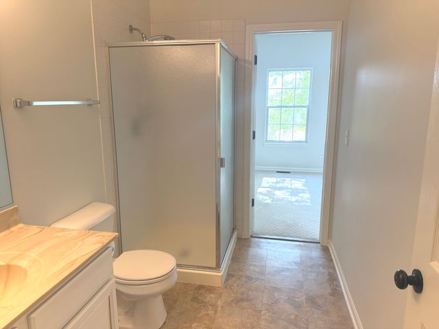 3299 Stratford Court 2A, Lake Bluff, IL 60044